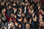 10.03.2026,  Fussball UEFA Championsleague 2025/2026: Achtelfinale, Atalanta Bergamo - FC Bayern München, in der New Balance Arena (Bergamo, Italien), Bayernfans in ihrer Kurve.