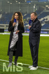 10.03.2026,  Fussball UEFA Championsleague 2025/2026: Achtelfinale, Atalanta Bergamo - FC Bayern München, in der New Balance Arena (Bergamo, Italien), Lothar Matthäus (re) am SKY-Sport Mikrofon, mit Moderatorin Kimberly Budinsky (li)  