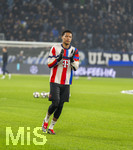 10.03.2026,  Fussball UEFA Championsleague 2025/2026: Achtelfinale, Atalanta Bergamo - FC Bayern München, in der New Balance Arena (Bergamo, Italien), Torwart Leonard Prescott (FC Bayern München) beim Aufwärmen.