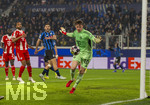 10.03.2026,  Fussball UEFA Championsleague 2025/2026: Achtelfinale, Atalanta Bergamo - FC Bayern München, in der New Balance Arena (Bergamo, Italien), Torwart Jonas Urbig (FC Bayern München)