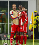 10.03.2026,  Fussball UEFA Championsleague 2025/2026: Achtelfinale, Atalanta Bergamo - FC Bayern München, in der New Balance Arena (Bergamo, Italien), Torjubel, Nicolas Jackson (FC Bayern München) mit Harry Kane (FC Bayern München) 