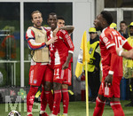 10.03.2026,  Fussball UEFA Championsleague 2025/2026: Achtelfinale, Atalanta Bergamo - FC Bayern München, in der New Balance Arena (Bergamo, Italien), Torjubel, Nicolas Jackson (FC Bayern München) mit Harry Kane (FC Bayern München) 