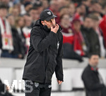 12.03.2026, Fussball UEFA Europa League 2025/2026: Achtelfinale, VfB Stuttgart - FC Porto, in der MHP-Arena Stuttgart, Trainer Sebastian Hoeneß (Stuttgart) pfeift,
  

