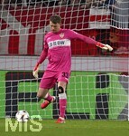 12.03.2026, Fussball UEFA Europa League 2025/2026: Achtelfinale, VfB Stuttgart - FC Porto, in der MHP-Arena Stuttgart, Torwart Alexander Nübel (Stuttgart) am Ball.
  

