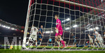 12.03.2026, Fussball UEFA Europa League 2025/2026: Achtelfinale, VfB Stuttgart - FC Porto, in der MHP-Arena Stuttgart, mitte: Torwart Alexander Nübel (Stuttgart) 