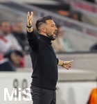 12.03.2026, Fussball UEFA Europa League 2025/2026: Achtelfinale, VfB Stuttgart - FC Porto, in der MHP-Arena Stuttgart, Trainer Francesco Farioli (FC Porto) gibt Anweisungen
