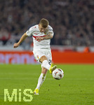 12.03.2026, Fussball UEFA Europa League 2025/2026: Achtelfinale, VfB Stuttgart - FC Porto, in der MHP-Arena Stuttgart, Finn Jeltsch (Stuttgart) Schuss 