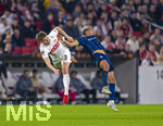 12.03.2026, Fussball UEFA Europa League 2025/2026: Achtelfinale, VfB Stuttgart - FC Porto, in der MHP-Arena Stuttgart, v.li: Ramon Hendriks (Stuttgart) im Luftkampf gegen William Gomes (FC Porto) 