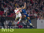 12.03.2026, Fussball UEFA Europa League 2025/2026: Achtelfinale, VfB Stuttgart - FC Porto, in der MHP-Arena Stuttgart, v.li: Ramon Hendriks (Stuttgart) im Luftkampf gegen William Gomes (FC Porto) 