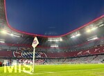 18.03.2026,  Fussball UEFA Championsleague 2025/2026: Achtelfinale Rückspiel,  FC Bayern München - Atalanta Bergamo, in der Allianz-Arena München, Übersichtsaufnahme von der Eckfahne
  

