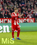 18.03.2026,  Fussball UEFA Championsleague 2025/2026: Achtelfinale Rückspiel,  FC Bayern München - Atalanta Bergamo, in der Allianz-Arena München, Torjubel Lennart Karl (FC Bayern München) 