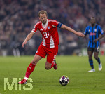 18.03.2026,  Fussball UEFA Championsleague 2025/2026: Achtelfinale Rückspiel,  FC Bayern München - Atalanta Bergamo, in der Allianz-Arena München, Harry Kane (FC Bayern München) am Ball 