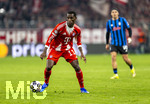 18.03.2026,  Fussball UEFA Championsleague 2025/2026: Achtelfinale Rückspiel,  FC Bayern München - Atalanta Bergamo, in der Allianz-Arena München, Nicolas Jackson (FC Bayern München) am Ball 