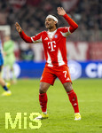 18.03.2026,  Fussball UEFA Championsleague 2025/2026: Achtelfinale Rückspiel,  FC Bayern München - Atalanta Bergamo, in der Allianz-Arena München, Serge Gnabry (FC Bayern München) gestikuliert 