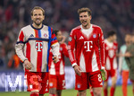 18.03.2026,  Fussball UEFA Championsleague 2025/2026: Achtelfinale Rückspiel,  FC Bayern München - Atalanta Bergamo, in der Allianz-Arena München, Harry Kane (FC Bayern München) und Leon Goretzka (re, FC Bayern München) nach dem Spiel 