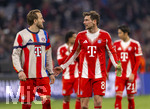 18.03.2026,  Fussball UEFA Championsleague 2025/2026: Achtelfinale Rückspiel,  FC Bayern München - Atalanta Bergamo, in der Allianz-Arena München, Harry Kane (FC Bayern München) und Leon Goretzka (re, FC Bayern München) nach dem Spiel 