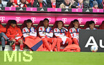 21.03.2026, Fussball Bundesliga 2025/2026, 27.Spieltag, FC Bayern München - 1.FC Union Berlin, in der Allianz-Arena München,      Die jüngste FC Bayern München Ersatzbank aller Zeiten; auf dem Bild sind : Torwart Leonard Prescott (FC Bayern München) ,   Guido Della Rovere (Bayern München), Deniz Ofli (FC Bayern München)  Erblin Osmani (Bayern München) , Filip Pavic (FC Bayern München) und Maycon Cardozo (Bayern München)       


