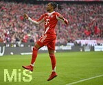 21.03.2026, Fussball Bundesliga 2025/2026, 27.Spieltag, FC Bayern München - 1.FC Union Berlin, in der Allianz-Arena München,      Michael Olise (FC Bayern München) jubelt.


