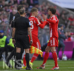 21.03.2026, Fussball Bundesliga 2025/2026, 27.Spieltag, FC Bayern München - 1.FC Union Berlin, in der Allianz-Arena München,      
Erblin Osmani  (Bayern München) kommt für Leon Goretzka (FC Bayern München) ins Spiel.

