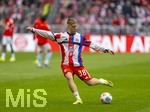 21.03.2026, Fussball Bundesliga 2025/2026, 27.Spieltag, FC Bayern München - 1.FC Union Berlin, in der Allianz-Arena München, Erblin Osmani (Bayern München) beim Aufwärmen.