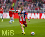 21.03.2026, Fussball Bundesliga 2025/2026, 27.Spieltag, FC Bayern München - 1.FC Union Berlin, in der Allianz-Arena München, Erblin Osmani (Bayern München) beim Aufwärmen.