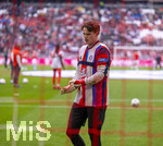 21.03.2026, Fussball Bundesliga 2025/2026, 27.Spieltag, FC Bayern München - 1.FC Union Berlin, in der Allianz-Arena München, Torwart Jonas Urbig (FC Bayern München) beim Aufwärmen, 