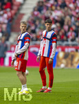 21.03.2026, Fussball Bundesliga 2025/2026, 27.Spieltag, FC Bayern München - 1.FC Union Berlin, in der Allianz-Arena München, Erblin Osmani (li, Bayern München) beim Aufwärmen, re: Filip Pavic (FC Bayern München)  