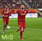 22.03.2026, Fussball 1. Bundesliga 2025/2026, 27.Spieltag, FC Augsburg - VfB Stuttgart, in der WWK-Arena Augsburg. v.l. Tiago Tomas (Stuttgart)  und Deniz Undav (Stuttgart) jubeln.
 

