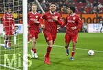22.03.2026, Fussball 1. Bundesliga 2025/2026, 27.Spieltag, FC Augsburg - VfB Stuttgart, in der WWK-Arena Augsburg. v.l.  Deniz Undav (Stuttgart) und Tiago Tomas (Stuttgart)  jubeln.
 

