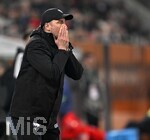 22.03.2026, Fussball 1. Bundesliga 2025/2026, 27.Spieltag, FC Augsburg - VfB Stuttgart, in der WWK-Arena Augsburg. Trainer Sebastian Hoeneß (Stuttgart) schlägt die Hände vors Gesicht. 
 


