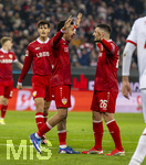 22.03.2026, Fussball 1. Bundesliga 2025/2026, 27.Spieltag, FC Augsburg - VfB Stuttgart, in der WWK-Arena Augsburg. Torjubel v.li: Chema Andres (Stuttgart), Tiago Tomas (Stuttgart), Deniz Undav (Stuttgart) 