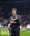 22.03.2026, Fussball 1. Bundesliga 2025/2026, 27.Spieltag, FC Augsburg - VfB Stuttgart, in der WWK-Arena Augsburg. Torwart Alexander Nübel (Stuttgart) 