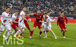 22.03.2026, Fussball 1. Bundesliga 2025/2026, 27.Spieltag, FC Augsburg - VfB Stuttgart, in der WWK-Arena Augsburg. v.li: Keven Schlotterbeck (FC Augsburg), Jeff Chabot (Stuttgart), Elvis Rexhbecaj (FC Augsburg), Chema Andres (Stuttgart).