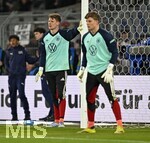 27.03.2026, Fussball Freundschafts-Länderspiel, Schweiz - Deutschland, im Stadion St.-Jakob-Park in Basel (Schweiz). v.l. Torwart Alexander Nübel (Deutschland) und Torwart Finn Dahmen (Deutschland) 