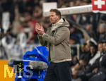 27.03.2026, Fussball Freundschafts-Länderspiel, Schweiz - Deutschland, im Stadion St.-Jakob-Park in Basel (Schweiz). Trainer Julian Nagelsmann (Deutschland) gibt Anweisungen 