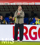 27.03.2026, Fussball Freundschafts-Länderspiel, Schweiz - Deutschland, im Stadion St.-Jakob-Park in Basel (Schweiz). Trainer Julian Nagelsmann (Deutschland) gibt Anweisungen 