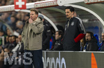 27.03.2026, Fussball Freundschafts-Länderspiel, Schweiz - Deutschland, im Stadion St.-Jakob-Park in Basel (Schweiz). Trainer Julian Nagelsmann (Deutschland) nachdenklich am Spielfeldrand mit Co-Trainer Benjamin Hübner (re, Deutschland).