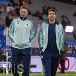 27.03.2026, Fussball Freundschafts-Länderspiel, Schweiz - Deutschland, im Stadion St.-Jakob-Park in Basel (Schweiz). v.li: Trainer Julian Nagelsmann (Deutschland) und sein Co-Trainer Benjamin Glück (Deutschland)  