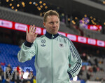 27.03.2026, Fussball Freundschafts-Länderspiel, Schweiz - Deutschland, im Stadion St.-Jakob-Park in Basel (Schweiz). Trainer Julian Nagelsmann (Deutschland) winkt den Fans 