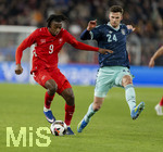 27.03.2026, Fussball Freundschafts-Länderspiel, Schweiz - Deutschland, im Stadion St.-Jakob-Park in Basel (Schweiz). v.li: Johan Manzambi (Schweiz) gegen Anton Stach (Deutschland) 