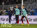 27.03.2026, Fussball Freundschafts-Länderspiel, Schweiz - Deutschland, im Stadion St.-Jakob-Park in Basel (Schweiz). Beim Aufwärmen, li: Torwart Alexander Nübel (Deutschland), re: Torwart Finn Dahmen (Deutschland) 