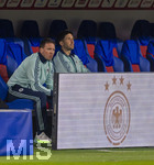27.03.2026, Fussball Freundschafts-Länderspiel, Schweiz - Deutschland, im Stadion St.-Jakob-Park in Basel (Schweiz). v.li: Trainer Julian Nagelsmann (Deutschland) mit Co-Trainer Benjamin Hübner (Deutschland) auf der Bank 