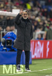 27.03.2026, Fussball Freundschafts-Länderspiel, Schweiz - Deutschland, im Stadion St.-Jakob-Park in Basel (Schweiz). Trainer Murat Yakin (Schweiz) gibt Anweisungen.