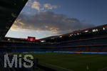 27.03.2026, Fussball Freundschafts-Länderspiel, Schweiz - Deutschland, im Stadion St.-Jakob-Park in Basel (Schweiz). Stadionübersicht, Totale, Übersicht, Vogelperspektive, Innenansicht,  vor dem Spiel noch leer. Der Himmel färbt sich beim Abendlicht.
