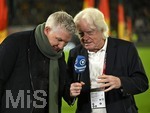30.03.2026, Fussball Freundschafts-Länderspiele 2.Spieltag, Deutschland - Ghana, in der MHP-Arena Stuttgart (Deutschland). TV Experte Bastian Schweinsteiger (Deutschland) und  Technischer Direktor und Berater für den ghanaischen Fußballverband  Winfried Winni Schäfer (Ghana).