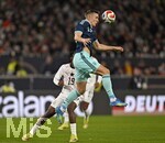 30.03.2026, Fussball Freundschafts-Länderspiele 2.Spieltag, Deutschland - Ghana, in der MHP-Arena Stuttgart (Deutschland). Prince Kwabena Adu (Ghana) gegen Nico Schlotterbeck (Deutschland) 