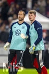 30.03.2026, Fussball Freundschafts-Länderspiele 2.Spieltag, Deutschland - Ghana, in der MHP-Arena Stuttgart (Deutschland). Beim Aufwärmen, v.li: Torwart Oliver Baumann (Deutschland), Torwart Alexander Nübel (Deutschland) 