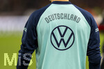 30.03.2026, Fussball Freundschafts-Länderspiele 2.Spieltag, Deutschland - Ghana, in der MHP-Arena Stuttgart (Deutschland). VW-Emblem auf dem Aufwärmshirt eines Spielers.