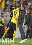 04.04.2026, Fussball 1. Bundesliga 2025/2026, 28.Spieltag, VfB Stuttgart - Borussia Dortmund, in der MHP-Arena Stuttgart, v.l. Maximilian Beier (Borussia Dortmund) und Trainer Niko Kovac (Borussia Dortmund) jubeln zum Schluss
 

