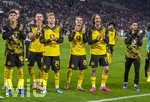 04.04.2026, Fussball 1. Bundesliga 2025/2026, 28.Spieltag, VfB Stuttgart - Borussia Dortmund, in der MHP-Arena Stuttgart, Schlussjubel der Dortmunder, mit Luca Reggiani (Borussia Dortmund), Samuele Inacio (Borussia Dortmund), Julian Ryerson (Borussia Dortmund), Daniel Svensson (Borussia Dortmund), Marcel Sabitzer (Borussia Dortmund) 